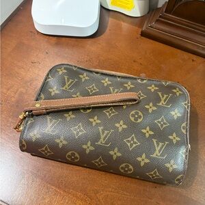 100 percent Authentic Louis  Vuitton ORSAY clutch.